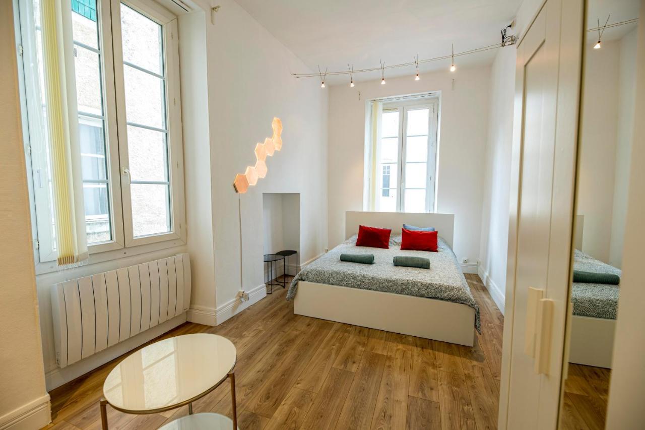 Coeur De Ville, Magnifique Appartement + Parking Pau Ngoại thất bức ảnh
